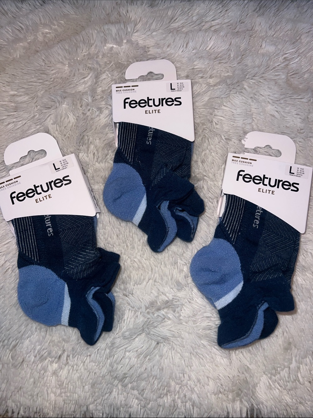 FEETURES ELITE MAX CUSHION SOCKS